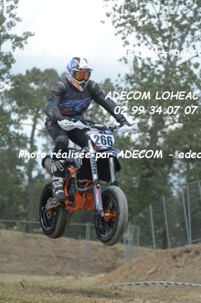 http://v2.adecom-photo.com/images//8.MOTO/2019/SUPERMOTARD_LOHEAC_2019/CHALLENGER/LAUDAT_Romuald/47A_5317.JPG