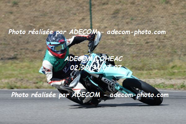 http://v2.adecom-photo.com/images//8.MOTO/2019/SUPERMOTARD_LOHEAC_2019/CHALLENGER/MEDER_Jeremy/47A_4673.JPG