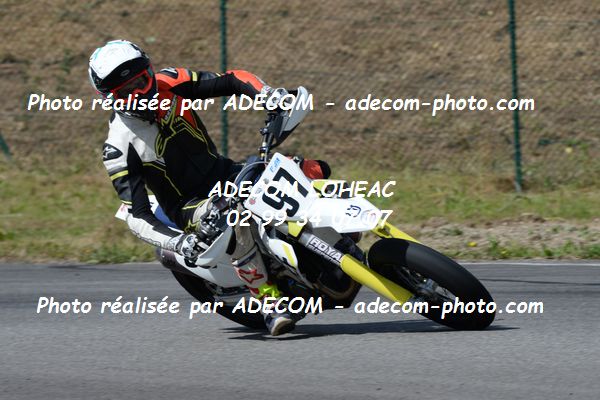 http://v2.adecom-photo.com/images//8.MOTO/2019/SUPERMOTARD_LOHEAC_2019/CHALLENGER/MUZY_Antonin/47A_4670.JPG