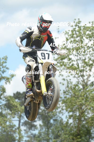 http://v2.adecom-photo.com/images//8.MOTO/2019/SUPERMOTARD_LOHEAC_2019/CHALLENGER/MUZY_Antonin/47A_5363.JPG