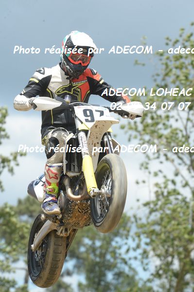 http://v2.adecom-photo.com/images//8.MOTO/2019/SUPERMOTARD_LOHEAC_2019/CHALLENGER/MUZY_Antonin/47A_5458.JPG