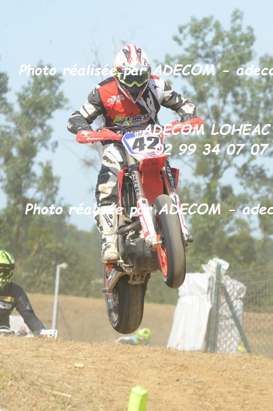 http://v2.adecom-photo.com/images//8.MOTO/2019/SUPERMOTARD_LOHEAC_2019/CHALLENGER/RIFFIOD_Tommy/47A_7486.JPG