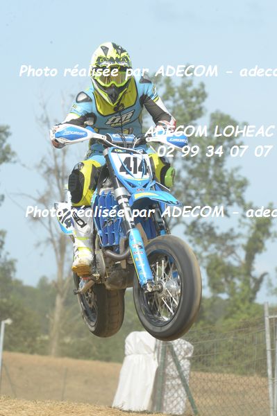 http://v2.adecom-photo.com/images//8.MOTO/2019/SUPERMOTARD_LOHEAC_2019/CHALLENGER/ROBERT_Valentin/47A_7489.JPG