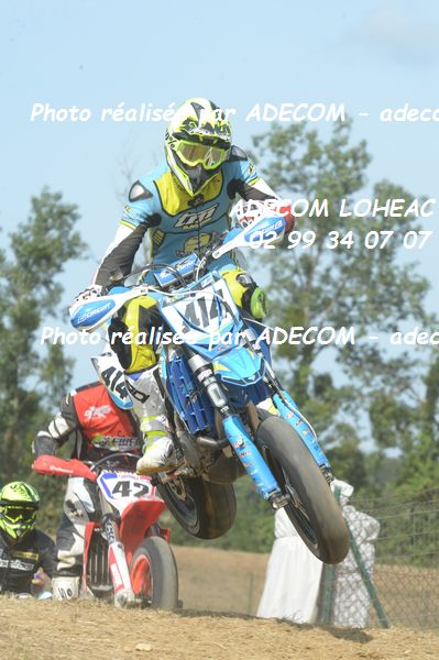 http://v2.adecom-photo.com/images//8.MOTO/2019/SUPERMOTARD_LOHEAC_2019/CHALLENGER/ROBERT_Valentin/47A_7511.JPG