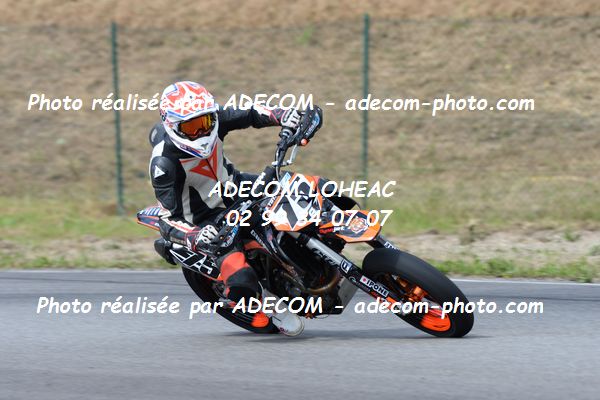 http://v2.adecom-photo.com/images//8.MOTO/2019/SUPERMOTARD_LOHEAC_2019/CHALLENGER/SAULNIER_Thomas/47A_4862.JPG