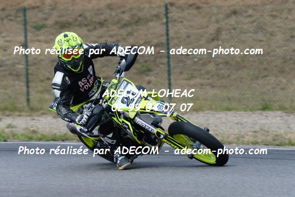 http://v2.adecom-photo.com/images//8.MOTO/2019/SUPERMOTARD_LOHEAC_2019/CHALLENGER/SCHAEFFER_Jonathan/47A_4831.JPG