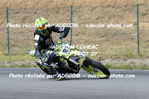 http://v2.adecom-photo.com/images//8.MOTO/2019/SUPERMOTARD_LOHEAC_2019/CHALLENGER/SCHAEFFER_Jonathan/47A_4924.JPG