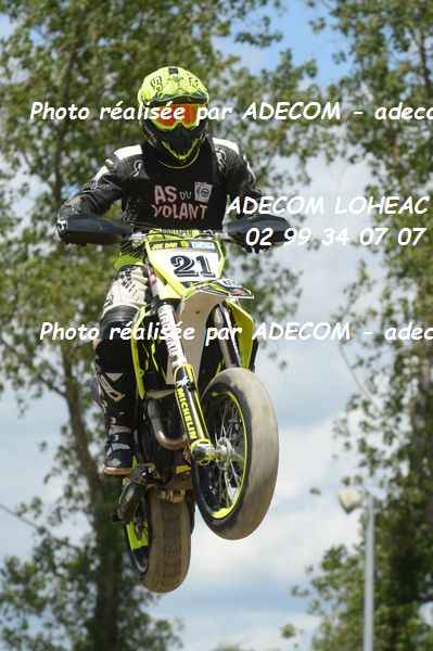 http://v2.adecom-photo.com/images//8.MOTO/2019/SUPERMOTARD_LOHEAC_2019/CHALLENGER/SCHAEFFER_Jonathan/47A_5134.JPG