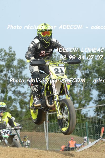 http://v2.adecom-photo.com/images//8.MOTO/2019/SUPERMOTARD_LOHEAC_2019/CHALLENGER/SCHAEFFER_Jonathan/47A_7149.JPG