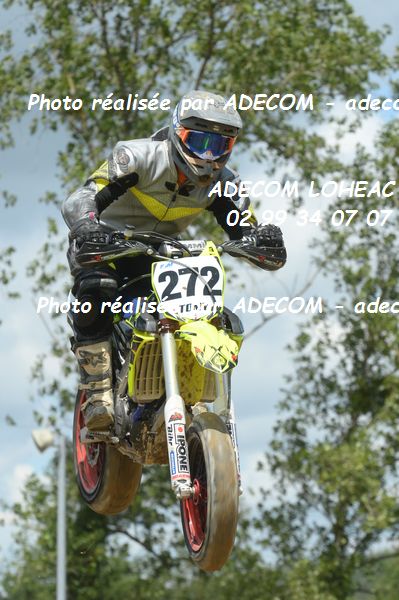 http://v2.adecom-photo.com/images//8.MOTO/2019/SUPERMOTARD_LOHEAC_2019/CHALLENGER/SCHIAVINATO_Tomy/47A_5099.JPG