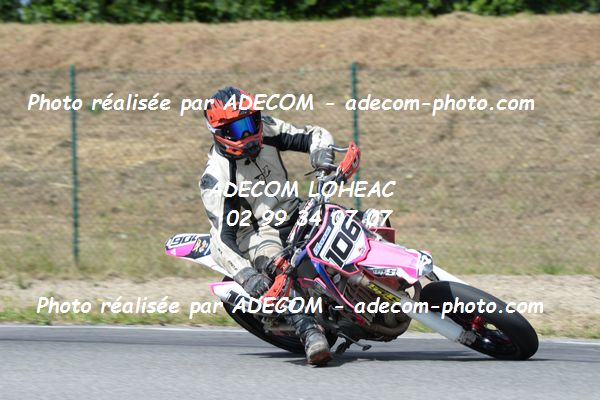 http://v2.adecom-photo.com/images//8.MOTO/2019/SUPERMOTARD_LOHEAC_2019/CHALLENGER/SERODIO_Patrick/47A_4817.JPG
