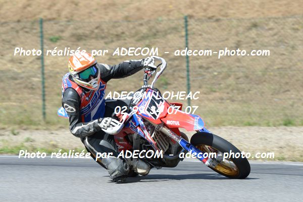 http://v2.adecom-photo.com/images//8.MOTO/2019/SUPERMOTARD_LOHEAC_2019/CHALLENGER/SOUVIGNET_Pierre/47A_4797.JPG