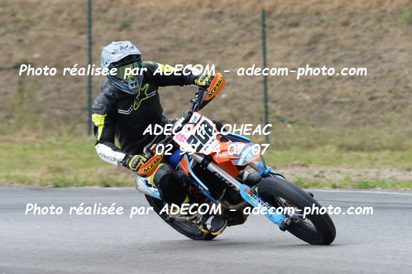 http://v2.adecom-photo.com/images//8.MOTO/2019/SUPERMOTARD_LOHEAC_2019/CHALLENGER/SYLVESTRE_Jonathan/47A_5008.JPG