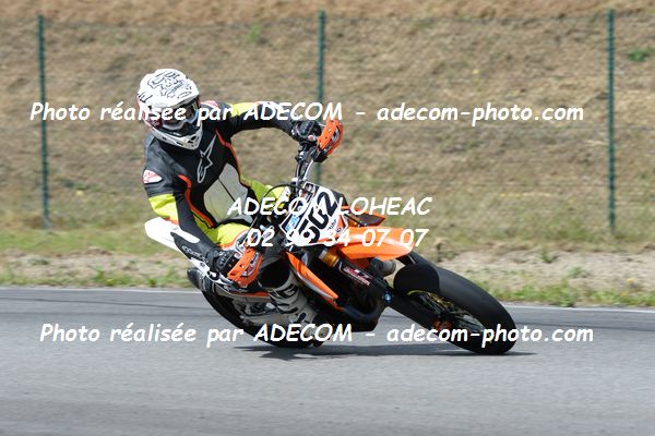 http://v2.adecom-photo.com/images//8.MOTO/2019/SUPERMOTARD_LOHEAC_2019/CHALLENGER/TOUCHEQUE_Julien/47A_4900.JPG