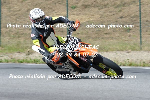 http://v2.adecom-photo.com/images//8.MOTO/2019/SUPERMOTARD_LOHEAC_2019/CHALLENGER/TOUCHEQUE_Julien/47A_4901.JPG