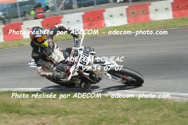 http://v2.adecom-photo.com/images//8.MOTO/2019/SUPERMOTARD_LOHEAC_2019/CHALLENGER/VALCESCHINI_Tony/47A_6455.JPG