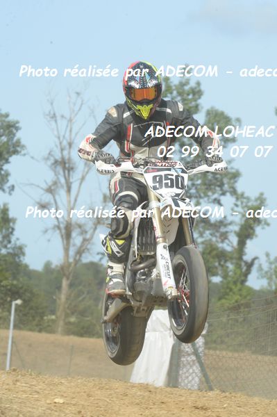 http://v2.adecom-photo.com/images//8.MOTO/2019/SUPERMOTARD_LOHEAC_2019/CHALLENGER/VALCESCHINI_Tony/47A_7518.JPG