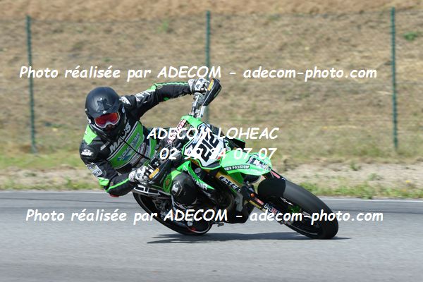 http://v2.adecom-photo.com/images//8.MOTO/2019/SUPERMOTARD_LOHEAC_2019/CHALLENGER/VASTA_Davy/47A_4788.JPG