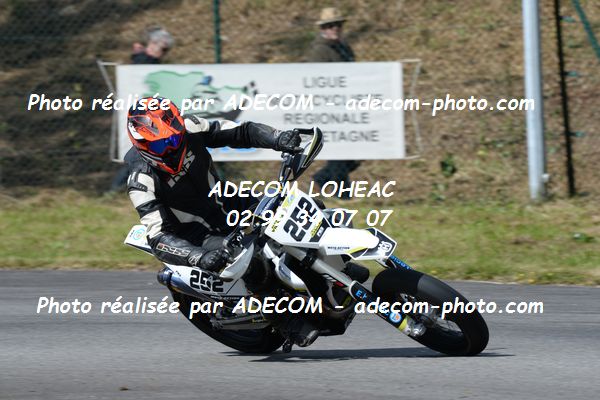 http://v2.adecom-photo.com/images//8.MOTO/2019/SUPERMOTARD_LOHEAC_2019/CHALLENGER/VILACA_Alexandre/47A_4675.JPG