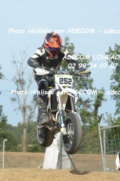 http://v2.adecom-photo.com/images//8.MOTO/2019/SUPERMOTARD_LOHEAC_2019/CHALLENGER/VILACA_Alexandre/47A_7290.JPG