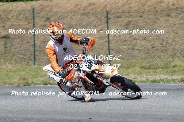 http://v2.adecom-photo.com/images//8.MOTO/2019/SUPERMOTARD_LOHEAC_2019/CHALLENGER/WARION_Julien/47A_4916.JPG