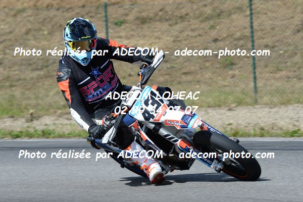 http://v2.adecom-photo.com/images//8.MOTO/2019/SUPERMOTARD_LOHEAC_2019/CHALLENGER/YBERT_Rodolphe/47A_4775.JPG