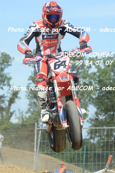 http://v2.adecom-photo.com/images//8.MOTO/2019/SUPERMOTARD_LOHEAC_2019/PRESTIGE_S1/BIDART_Sylvain/47A_7733.JPG