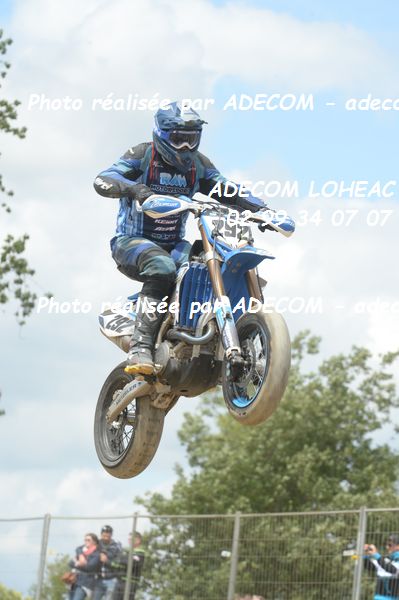 http://v2.adecom-photo.com/images//8.MOTO/2019/SUPERMOTARD_LOHEAC_2019/PRESTIGE_S1/BUNOD_Emerick/47A_6231.JPG