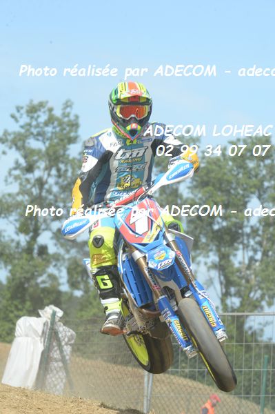 http://v2.adecom-photo.com/images//8.MOTO/2019/SUPERMOTARD_LOHEAC_2019/PRESTIGE_S1/CHAREYRE_Thomas/47A_7791.JPG