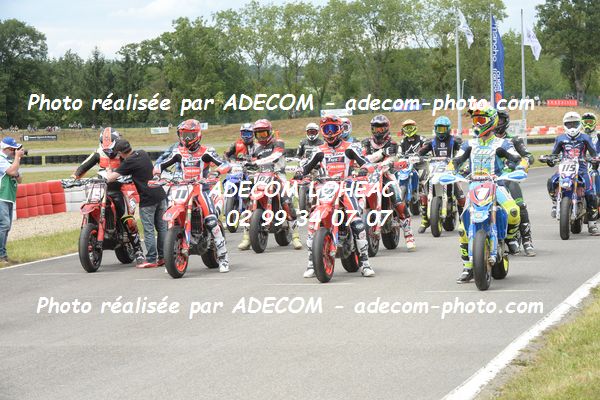 http://v2.adecom-photo.com/images//8.MOTO/2019/SUPERMOTARD_LOHEAC_2019/PRESTIGE_S1/CHAREYRE_Thomas/47A_8290.JPG