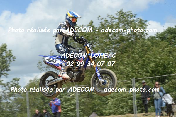 http://v2.adecom-photo.com/images//8.MOTO/2019/SUPERMOTARD_LOHEAC_2019/PRESTIGE_S1/CHAROLIER_Nicolas/47A_6134.JPG