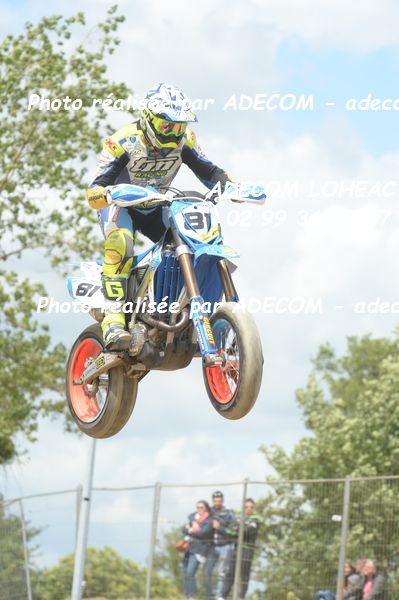 http://v2.adecom-photo.com/images//8.MOTO/2019/SUPERMOTARD_LOHEAC_2019/PRESTIGE_S1/COADOU_Erwan/47A_6228.JPG