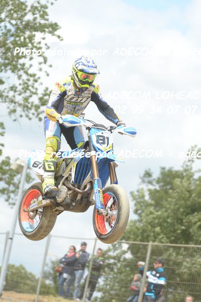 http://v2.adecom-photo.com/images//8.MOTO/2019/SUPERMOTARD_LOHEAC_2019/PRESTIGE_S1/COADOU_Erwan/47A_6252.JPG