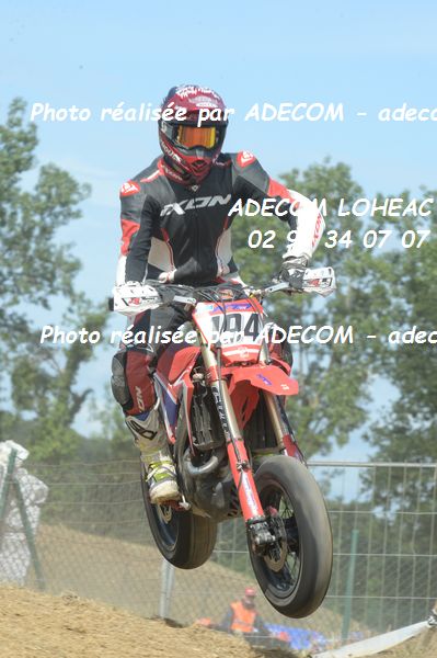 http://v2.adecom-photo.com/images//8.MOTO/2019/SUPERMOTARD_LOHEAC_2019/PRESTIGE_S1/DECAIGNY_Nicolas/47A_7740.JPG