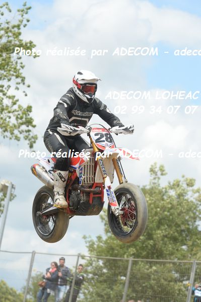 http://v2.adecom-photo.com/images//8.MOTO/2019/SUPERMOTARD_LOHEAC_2019/PRESTIGE_S1/MANIERE_Alexis/47A_6233.JPG