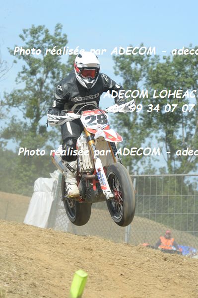 http://v2.adecom-photo.com/images//8.MOTO/2019/SUPERMOTARD_LOHEAC_2019/PRESTIGE_S1/MANIERE_Alexis/47A_7720.JPG