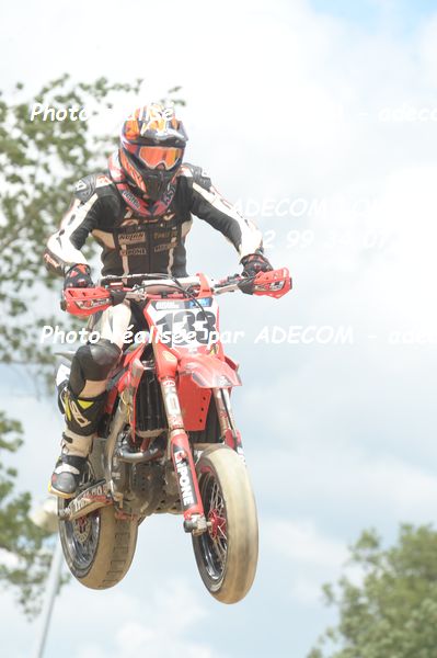 http://v2.adecom-photo.com/images//8.MOTO/2019/SUPERMOTARD_LOHEAC_2019/PRESTIGE_S1/VALVERDE_Andreas/47A_6284.JPG