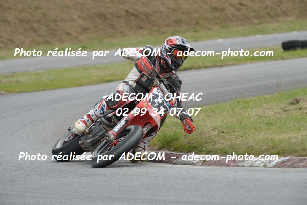 http://v2.adecom-photo.com/images//8.MOTO/2019/SUPERMOTARD_LOHEAC_2019/PRESTIGE_S1/VALVERDE_Andreas/47A_8338.JPG