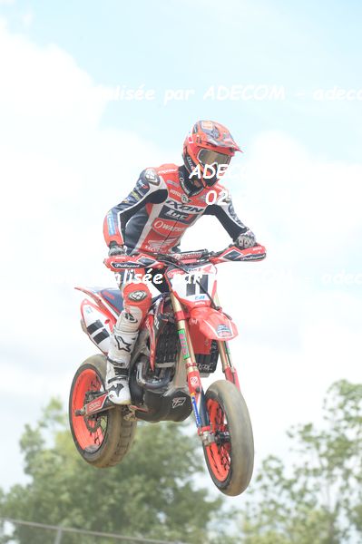 http://v2.adecom-photo.com/images//8.MOTO/2019/SUPERMOTARD_LOHEAC_2019/PRESTIGE_S1/VINCENOT_MARCHAL_Germain/47A_6265.JPG