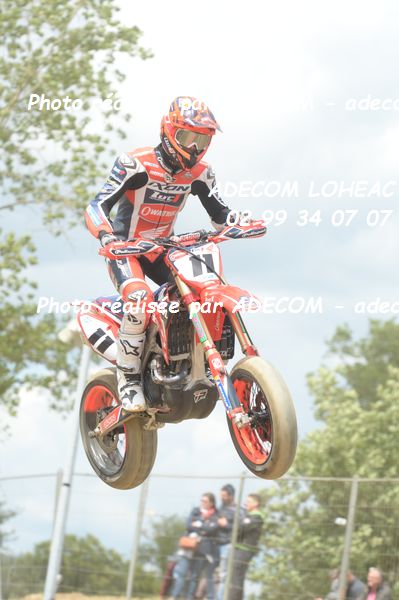 http://v2.adecom-photo.com/images//8.MOTO/2019/SUPERMOTARD_LOHEAC_2019/PRESTIGE_S1/VINCENOT_MARCHAL_Germain/47A_6289.JPG