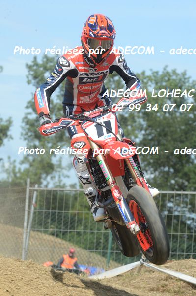 http://v2.adecom-photo.com/images//8.MOTO/2019/SUPERMOTARD_LOHEAC_2019/PRESTIGE_S1/VINCENOT_MARCHAL_Germain/47A_7760.JPG