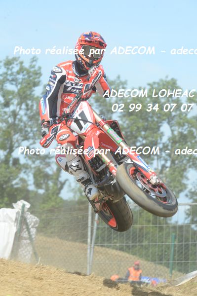 http://v2.adecom-photo.com/images//8.MOTO/2019/SUPERMOTARD_LOHEAC_2019/PRESTIGE_S1/VINCENOT_MARCHAL_Germain/47A_7787.JPG