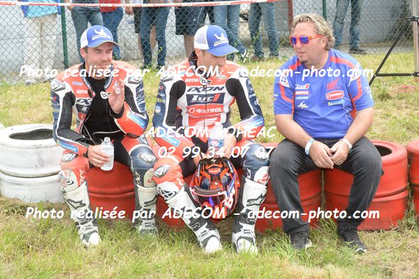 http://v2.adecom-photo.com/images//8.MOTO/2019/SUPERMOTARD_LOHEAC_2019/PRESTIGE_S1/VINCENOT_MARCHAL_Germain/47A_8283.JPG