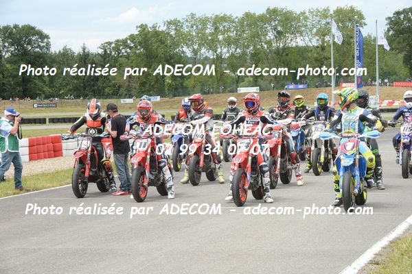 http://v2.adecom-photo.com/images//8.MOTO/2019/SUPERMOTARD_LOHEAC_2019/PRESTIGE_S1/VINCENOT_MARCHAL_Germain/47A_8289.JPG