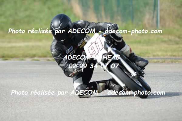 http://v2.adecom-photo.com/images//8.MOTO/2020/SUPER_MOTARD_LOHEAC_2020/125_LIGUE/91/05A_2351.JPG