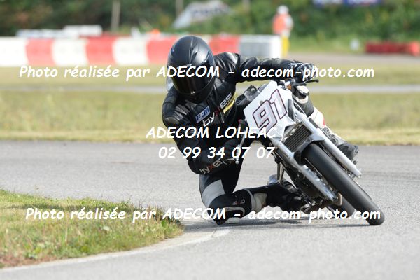 http://v2.adecom-photo.com/images//8.MOTO/2020/SUPER_MOTARD_LOHEAC_2020/125_LIGUE/91/05A_3059.JPG