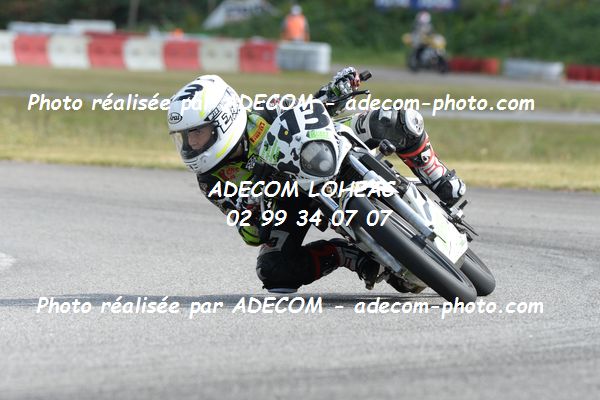 http://v2.adecom-photo.com/images//8.MOTO/2020/SUPER_MOTARD_LOHEAC_2020/125_LIGUE/DAHMANI_Enzo/05A_2171.JPG