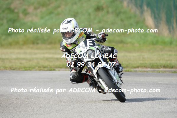 http://v2.adecom-photo.com/images//8.MOTO/2020/SUPER_MOTARD_LOHEAC_2020/125_LIGUE/DAHMANI_Enzo/05A_2263.JPG