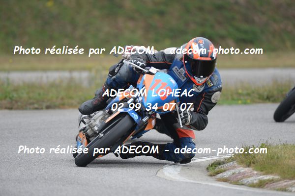 http://v2.adecom-photo.com/images//8.MOTO/2020/SUPER_MOTARD_LOHEAC_2020/125_LIGUE/GALOPET_Marc/05A_3328.JPG
