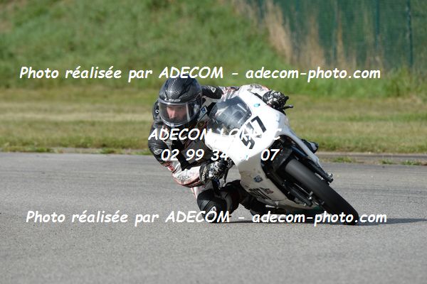 http://v2.adecom-photo.com/images//8.MOTO/2020/SUPER_MOTARD_LOHEAC_2020/125_LIGUE/GIABBANI_Clement/05A_2290.JPG